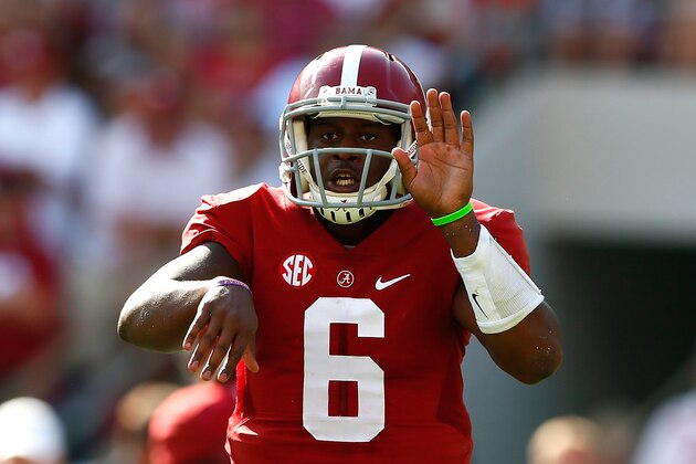 TUSCALOOSA, AL - SEPTEMBER 20:  Blake Sims #6 of the Alabama Crimson Tide calls out signals to his offense during the game against the Florida Gators at Bryant-Denny Stadium on September 20, 2014 in Tuscaloosa, Alabama.  (Photo by Kevin C. Cox/Getty Images)