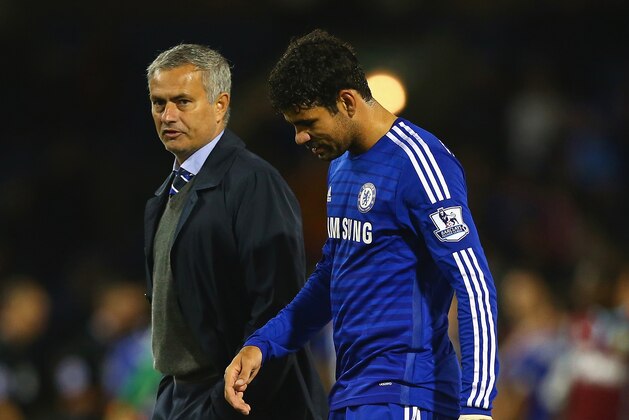 BURNLEY, ENGLAND - AUGUST 18: Manager Jose Mourinho of Chelsea speaks to Diego Costa of Chelsea after the Barclays Premier League match between Burnley and Chelsea at Turf Moor on August 18, 2014 in Burnley, England. (Photo by Clive Brunskill/Getty Images) BURNLEY, ENGLAND - AUGUST 18: Manager Jose Mourinho of Chelsea speaks to Diego Costa of Chelsea after the Barclays Premier League match between Burnley and Chelsea at Turf Moor on August 18, 2014 in Burnley, England. (Photo by Clive Brunskill/Getty Images)