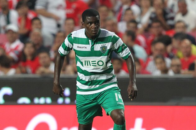 LISBON, PORTUGAL - AUGUST 31: Sporting's midfielder William Carvalho during the Primeira Liga match between SL Benfica and Sporting CP at Estadio da Luz on August 31, 2014 in Lisbon, Portugal. (Photo by Carlos Rodrigues/Getty Images).