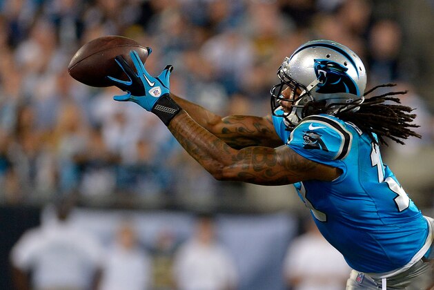 CHARLOTTE, NC - SEPTEMBER 21: Kelvin Benjamin #13 of the Carolina Panthers catches the ball against the Pittsburgh Steelers in the 3rd quarter during their game at Bank of America Stadium on September 21, 2014 in Charlotte, North Carolina. (Photo by Grant Halverson/Getty Images)