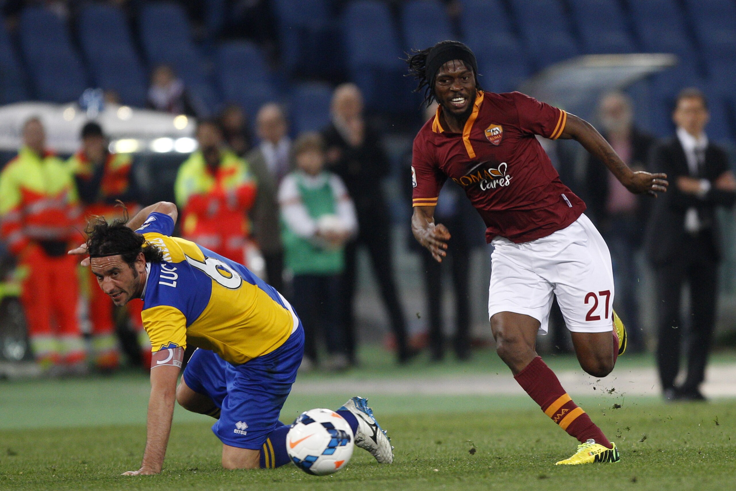 Roma forward Gervinho, of Ivory Coast, right, dribbles past Parma defender Alessandro Lucarelli during a Serie A soccer match between Roma and Parma, at Rome's Olympic stadium, Wednesday, April 2, 2014. (AP Photo/Riccardo De Luca) Roma forward Gervinho, of Ivory Coast, right, dribbles past Parma defender Alessandro Lucarelli during a Serie A soccer match between Roma and Parma, at Rome's Olympic stadium, Wednesday, April 2, 2014. (AP Photo/Riccardo De Luca)
