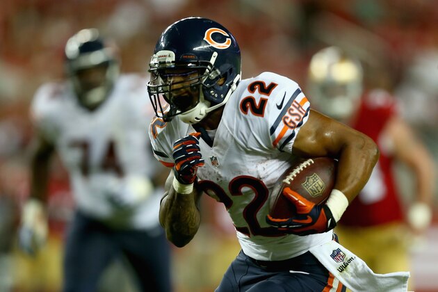 SANTA CLARA, CA - SEPTEMBER 14:  Running back Matt Forte #22 of the Chicago Bears carries the ball against the San Francisco 49ers at Levi's Stadium on September 14, 2014 in Santa Clara, California.  (Photo by Jeff Gross/Getty Images)