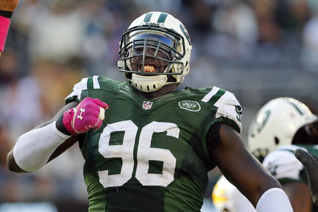 EAST RUTHERFORD, NJ - OCTOBER 13: Defensive end Muhammad Wilkerson #96 of the New York Jets celebrates after sacking quarterback Ben Roethlisberger #7 of the Pittsburgh Steelers in the fourth quarter during a game at MetLife Stadium on October 13, 2013 in East Rutherford, New Jersey. The Steelers defeated the Jets 19-6. (Photo by Rich Schultz /Getty Images)