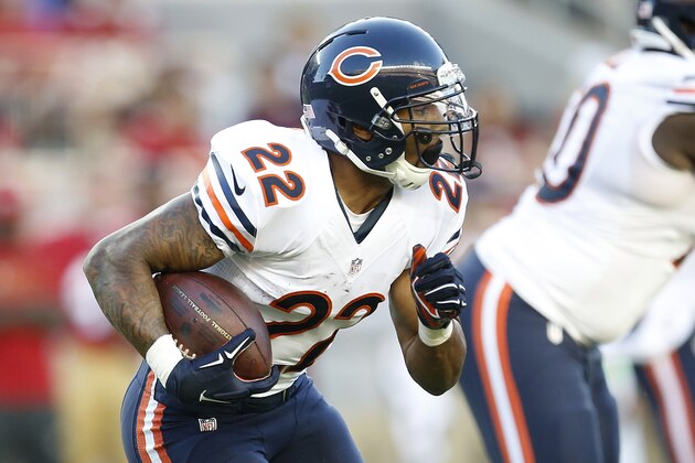Chicago Bears running back Matt Forte (22) runs against the San Francisco 49ers during an NFL football game in Santa Clara, Calif., Sunday, Sept. 14, 2014. (AP Photo/Tony Avelar)