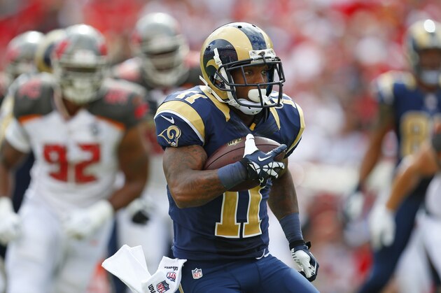 St. Louis Rams wide receiver Tavon Austin (11) runs on a reverse against the the Tampa Bay Buccaneers during an NFL game at Raymond James Stadium in Tampa, Fla. on Sunday, Sept. 14, 2014. (Jeff Haynes/AP Images for Panini)