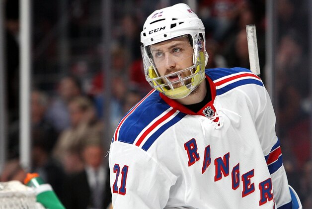 MONTREAL, QC - MAY 27:  Derek Stepan #21 of the New York Rangers looks on during the game against the Montreal Canadiens during Game Five of the Eastern Conference Final in the 2014 NHL Stanley Cup Playoffs at Bell Centre on May 27, 2014 in Montreal, Canada.  (Photo by Francois Laplante/FreestylePhoto/Getty Images)