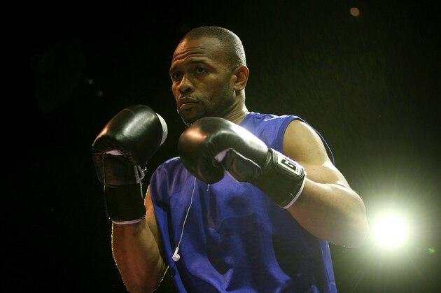 SYDNEY, AUSTRALIA - NOVEMBER 24:  Roy Jones Jr of the USA spars with his trainer during a training session at Star City on November 24, 2009 in Sydney, Australia. Jones will fight Danny Green of Australia for the IBO Cruiserweight title on December 2, 2009 in Sydney, Australia.  (Photo by Mark Kolbe/Getty Images)