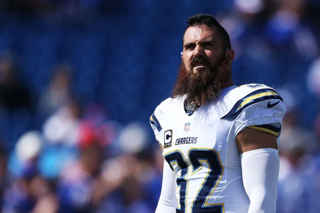 ORCHARD PARK, NY - SEPTEMBER 21:   Eric Weddle #32 of the San Diego Chargers warms up before the game against the Buffalo Bills at Ralph Wilson Stadium on September 21, 2014 in Orchard Park, New York.  (Photo by Tom Szczerbowski/Getty Images)
