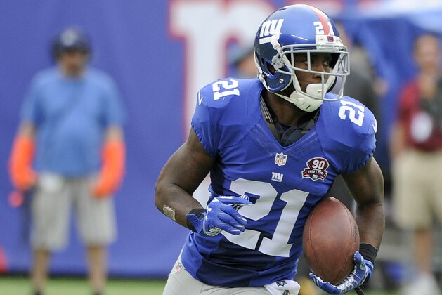 New York Giants cornerback Dominique Rodgers-Cromartie (21) runs the ball up field after intercepting a pass against the Houston Texans in the fourth quarter of an NFL football game, Sunday, Sept. 21, 2014, in East Rutherford, N.J. (AP Photo/Bill Kostroun)