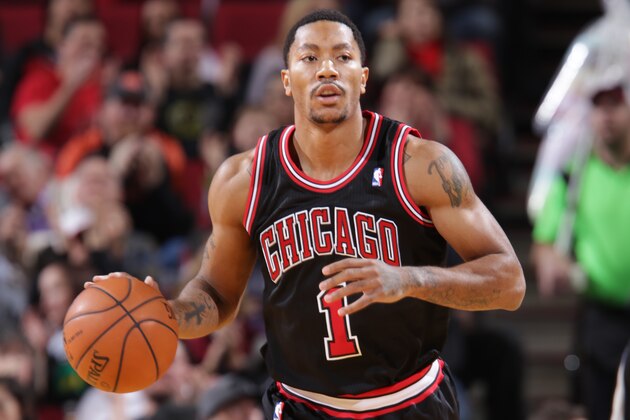 PORTLAND, OR - NOVEMBER 22:  Derrick Rose #1 of the Chicago Bulls dribbles the ball during the game against the Portland Trail Blazers on November 22, 2013 at the Moda Center Arena in Portland, Oregon. NOTE TO USER: User expressly acknowledges and agrees that, by downloading and or using this photograph, user is consenting to the terms and conditions of the Getty Images License Agreement. Mandatory Copyright Notice: Copyright 2013 NBAE (Photo by Sam Forencich/NBAE via Getty Images)
