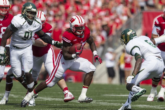 MADISON, WI - SEPTEMBER 27:  Running back Melvin Gordon #25 of the Wisconsin Badgers breaks into the open for a touchdown run against the South Florida Bulls during the third quarter on September 27, 2014 at Camp Randall Stadium in Madison, Wisconsin.  The Wisconsin Badgers defeated the South Florida Bulls 27-10.  (Photo by Tom Lynn/Getty Images)