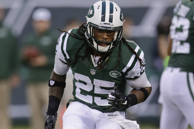 New York Jets safety Calvin Pryor (25) warms up before playing against the New York Giants in a preseason NFL football game, Friday, Aug. 22, 2014, in East Rutherford, N.J. (AP Photo/Julio Cortez)