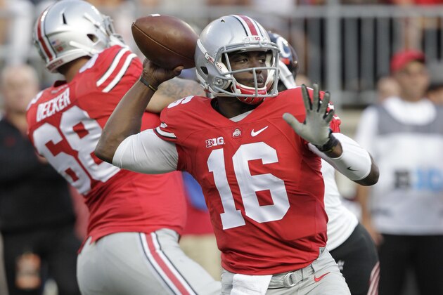 Ohio State quarterback J.T. Barrett plays against Cincinnati during an NCAA college football game Saturday, Sept. 27, 2014, in Columbus, Ohio. (AP Photo/Jay LaPrete)