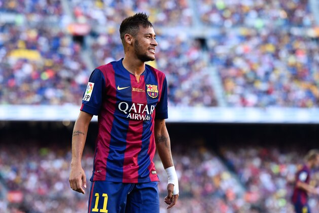 BARCELONA, SPAIN - SEPTEMBER 27:  Neymar of FC Barcelona looks on during the La Liga match between FC Barcelona and Granada CF at Camp Nou on September 27, 2014 in Barcelona, Spain.  (Photo by David Ramos/Getty Images)