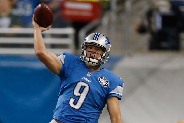 DETROIT, MI - SEPTEMBER 21: Matthew Stafford #9 of the Detroit Lions throws a first quarter pass against the Green Bay Packers at Ford Field on September 21, 2014 in Detroit, Michigan. (Photo by Gregory Shamus/Getty Images)