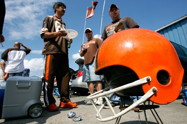 CLEVELAND - SEPTEMBER 07:  Fans tailgate before the game between the Dallas Cowboys and the Cleveland Browns at Cleveland Browns Stadium on September 7, 2008 in Cleveland, Ohio.  (Photo by Kevin C. Cox/Getty Images)