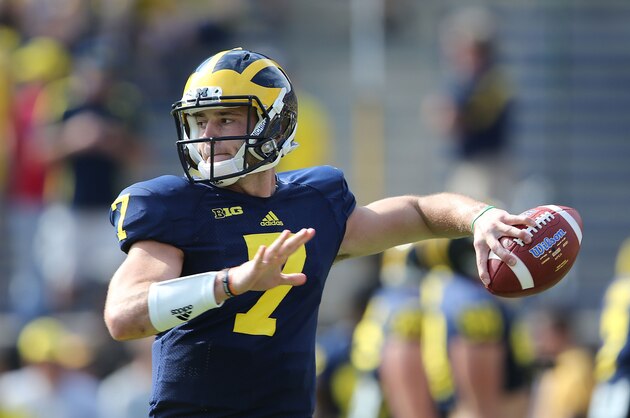 ANN ARBOR, MI - SEPTEMBER 27: Quarterback Shane Morris #7 of the Michigan Wolverines warms up prior to the start of the game against the Minnesota Golden Gophers at Michigan Stadium on September 27, 2014 in Ann Arbor, Michigan.  (Photo by Leon Halip/Getty Images)