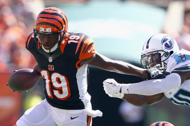 CINCINNATI, OH - SEPTEMBER 21:  Brandon Tate #19 of the Cincinnati Bengals runs with the ball during the game against the Tennessee Titans at Paul Brown Stadium on September 21, 2014 in Cincinnati, Ohio.  (Photo by Andy Lyons/Getty Images)