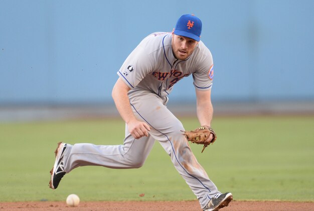 Aug 23, 2014; Los Angeles, CA, USA;   New York Mets second baseman Daniel Murphy (28) makes an play in the third inning of the game against the Los Angeles Dodgers at Dodger Stadium. Mandatory Credit: Jayne Kamin-Oncea-USA TODAY Sports