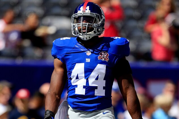 EAST RUTHERFORD, NJ - SEPTEMBER 14: Running back Andre Williams #44 of the New York Giants looks on prior to a game against the Arizona Cardinals at MetLife Stadium on September 14, 2014 in East Rutherford, New Jersey.  (Photo by Alex Trautwig/Getty Images)