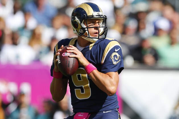 PHILADELPHIA, PA - OCTOBER 5: Quarterback Austin Davis #9 of the St. Louis Rams drops back to pass in the second quarter against the Philadelphia Eagles on October 5, 2014 at Lincoln Financial Field in Philadelphia, Pennsylvania. (Photo by Rich Schultz/Getty Images)