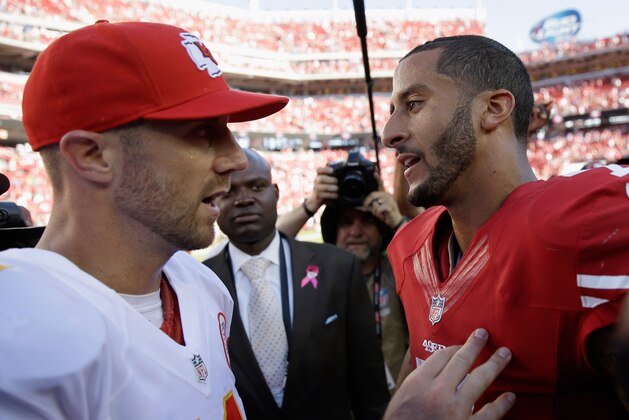 SANTA CLARA, CA - OCTOBER 05:  Alex Smith #11 of the Kansas City Chiefs shakes hands with Colin Kaepernick #7 of the San Francisco 49ers after the 49ers won their game at Levi's Stadium on October 5, 2014 in Santa Clara, California.  (Photo by Ezra Shaw/Getty Images)