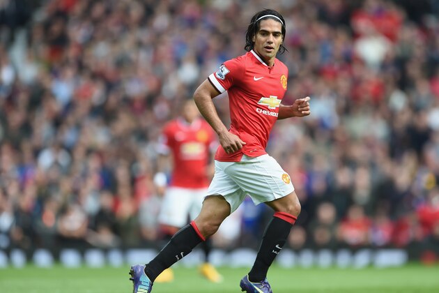 MANCHESTER, ENGLAND - OCTOBER 05: Radamel Falcao of Manchester United in action during the Barclays Premier League match between Manchester United and Everton at Old Trafford on October 5, 2014 in Manchester, England.  (Photo by Michael Regan/Getty Images)