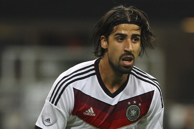 MILAN, ITALY - NOVEMBER 15:  Sami Khedira of Germany looks on during the international friendly match between Italy and Germany at Giuseppe Meazza Stadium on November 15, 2013 in Milan, Italy.  (Photo by Marco Luzzani/Getty Images)