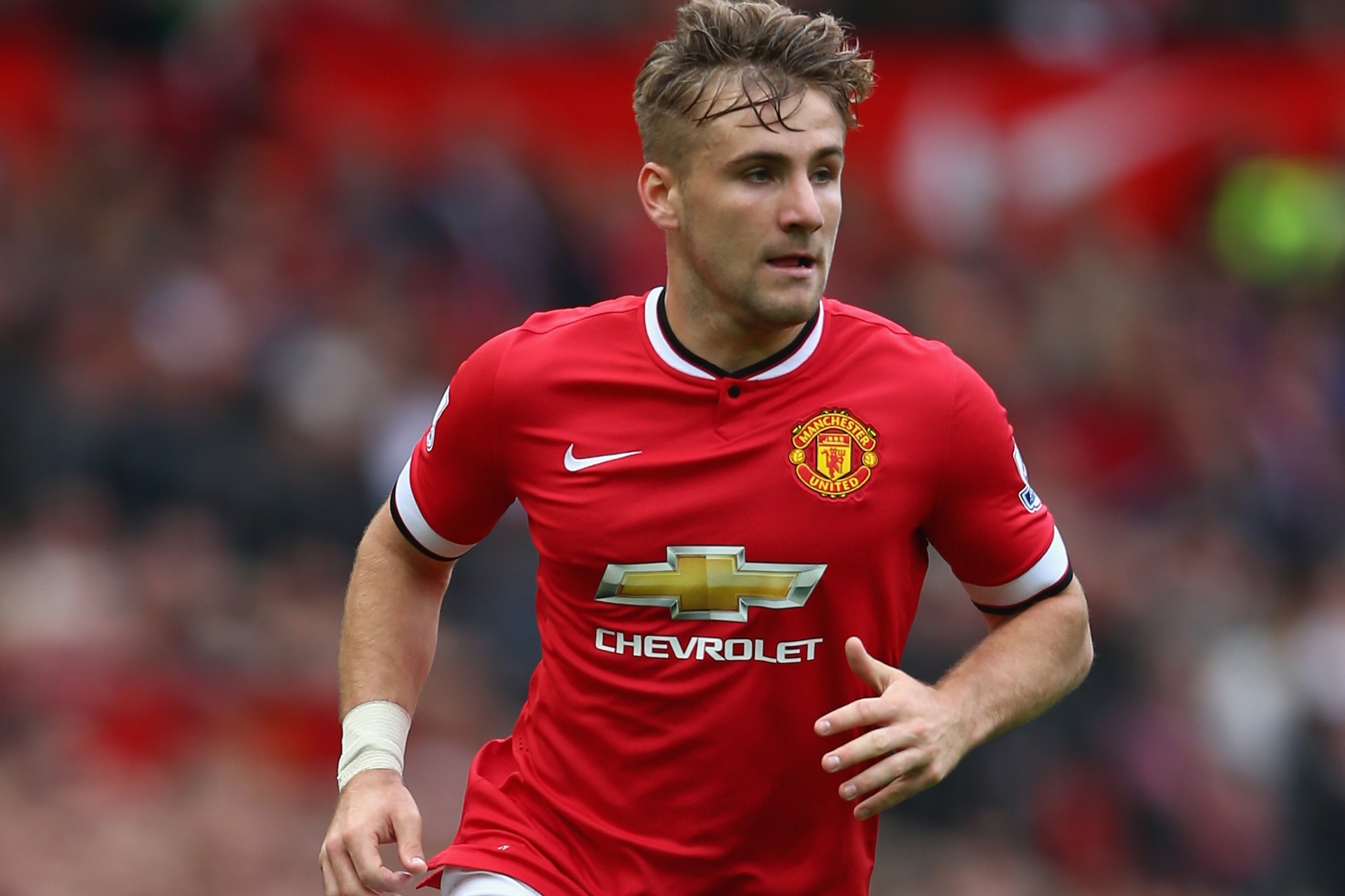 MANCHESTER, ENGLAND - OCTOBER 05: Luke Shaw of Manchester United in action during the Barclays Premier League match between Manchester United and Everton at Old Trafford on October 5, 2014 in Manchester, England.  (Photo by Clive Brunskill/Getty Images)