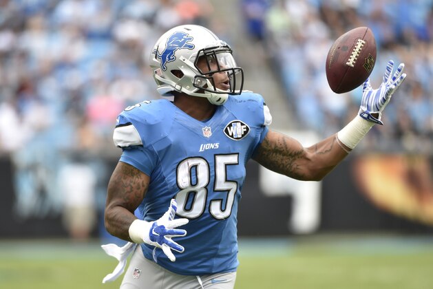 Sep 14, 2014; Charlotte, NC, USA; Detroit Lions tight end Eric Ebron (85) makes a catch in the third quarter. The Panthers defeated the Lions 24-7 at Bank of America Stadium. Mandatory Credit: Bob Donnan-USA TODAY Sports