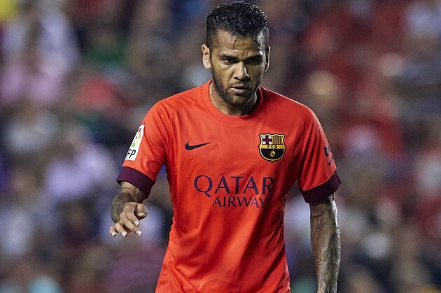VALENCIA, SPAIN - SEPTEMBER 21: Dani Alves of Barcelona in action during the La Liga match between Levante UD and FC Barcelona at Ciutat de Valencia on September 21, 2014 in Valencia, Spain.  (Photo by Manuel Queimadelos Alonso/Getty Images)