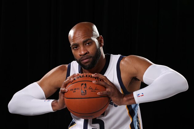 MEMPHIS, TN - SEPTEMBER 29: Vince Carter #15 of the Memphis Grizzlies poses for a portrait during Memphis Grizzlies Media Day on September 29, 2014 at FedExForum in Memphis, Tennessee.  NOTE TO USER: User expressly acknowledges and agrees that, by downloading and or using this photograph, User is consenting to the terms and conditions of the Getty Images License Agreement. Mandatory Copyright Notice: Copyright 2014 NBAE (Photo by Joe Murphy/NBAE via Getty Images)