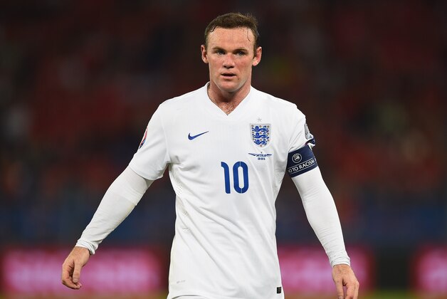 BASEL, SWITZERLAND - SEPTEMBER 08:  Wayne Rooney of England looks on during the UEFA EURO 2016 Qualifier match between Switzerland and England on September 8, 2014 in Basel, Switzerland.  (Photo by Laurence Griffiths/Getty Images)