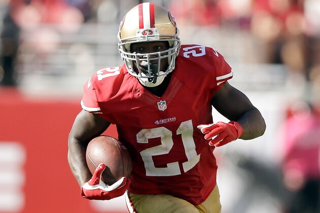 SANTA CLARA, CA - OCTOBER 05:  Frank Gore #21 of the San Francisco 49ers runs with the ball against the Kansas City Chiefs at Levi's Stadium on October 5, 2014 in Santa Clara, California.  (Photo by Ezra Shaw/Getty Images)