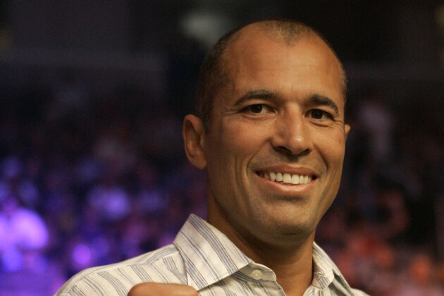 Royce Gracie at a Strikeforce mixed martial arts event on Saturday, Aug. 15, 2009, in San Jose, Calif.  (AP Photo/Jeff Chiu)