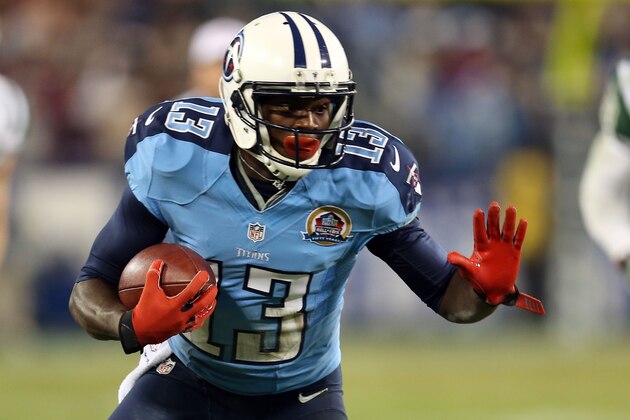 NASHVILLE, TN - DECEMBER 17:  Wide receiver Kendall Wright #13 of the Tennessee Titans runs with the ball against the New York Jets at LP Field on December 17, 2012 in Nashville, Tennessee.  (Photo by Andy Lyons/Getty Images)