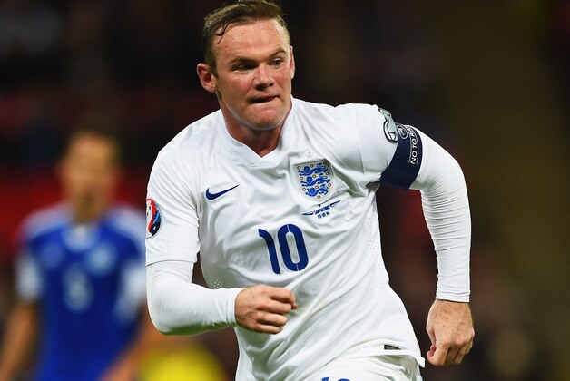LONDON, ENGLAND - OCTOBER 09:  Wayne Rooney of England in action during the EURO 2016 Group E Qualifying match between England and San Marino at Wembley Stadium on October 9, 2014 in London, England.  (Photo by Laurence Griffiths/Getty Images)