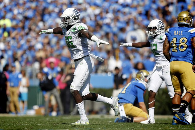 Oregon linebacker Torrodney Prevot (86) celebrates a missed field goal by UCLA during a PAC12 football game, Saturday, Oct. 11, 2014 in Pasadena, Calif. (AP Photo/Doug Benc)