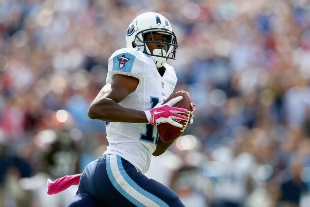 NASHVILLE, TN - OCTOBER 05:  Justin Hunter #15 of the Tennessee Titans runs for a touchdown during the game against the Cleveland Browns at LP Field on October 5, 2014 in Nashville, Tennessee.  (Photo by Andy Lyons/Getty Images)