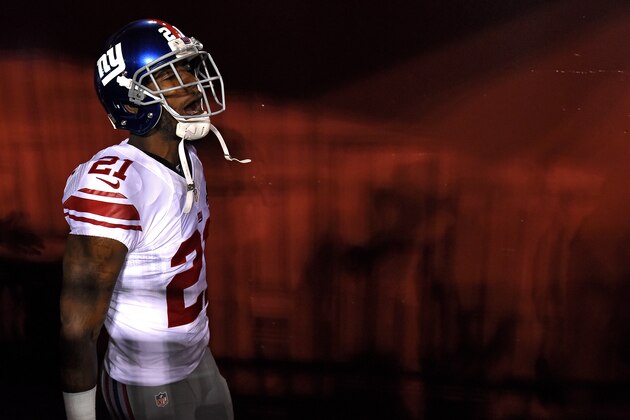 LANDOVER, MD - SEPTEMBER 25: Cornerback Dominique Rodgers-Cromartie #21 of the New York Giants walks out of the tunnel before playing the Washington Redskins at FedExField on September 25, 2014 in Landover, Maryland. (Photo by Patrick Smith/Getty Images)