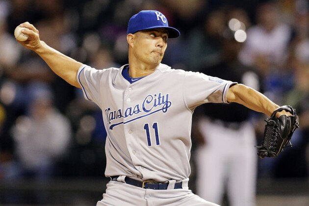 Kansas City Royals starter Jeremy Guthrie throws against the Chicago White Sox during the first inning of a baseball game in Chicago on Friday, Sept. 26, 2014. (AP Photo/Nam Y. Huh)