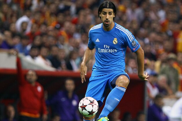 ISTANBUL, TURKEY - SEPTEMBER 17:  Sami Khedira of Real Madrid CF in action during the UEFA Champions League group stage match between Real Madrid CF and Galatasaray AS held on September 17, 2013 at the Ali Sami Yen Spor Kompleksi, in Istanbul, Turkey. (Photo by EuroFootball/Getty Images)