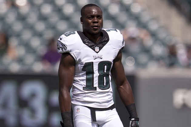 PHILADELPHIA, PA - SEPTEMBER 7: Wide receiver Jeremy Maclin #18 of the Philadelphia Eagles warms up prior to the game against the Jacksonville Jaguars on September 7, 2014 at Lincoln Financial Field in Philadelphia, Pennsylvania. The Eagles defeated the Jaguars 34-17 (Photo by Mitchell Leff/Getty Images)