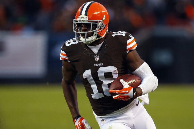 CLEVELAND, OH - NOVEMBER 03:  Wide receiver Greg Little #18 of the Cleveland Browns runs against the Baltimore Ravens at FirstEnergy Stadium on November 3, 2013 in Cleveland, Ohio.  (Photo by Matt Sullivan/Getty Images)