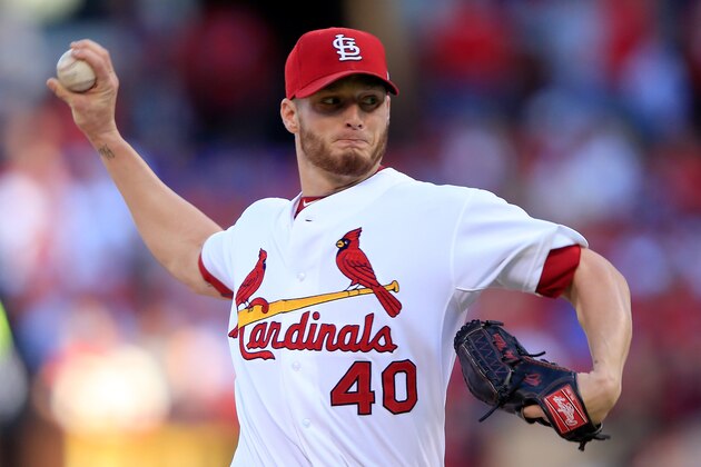 ST LOUIS, MO - OCTOBER 07:  Shelby Miller #40 of the St. Louis Cardinals pitches in the first inning against the Los Angeles Dodgers in Game Four of the National League Divison Series at Busch Stadium on October 7, 2014 in St Louis, Missouri.  (Photo by Jamie Squire/Getty Images)