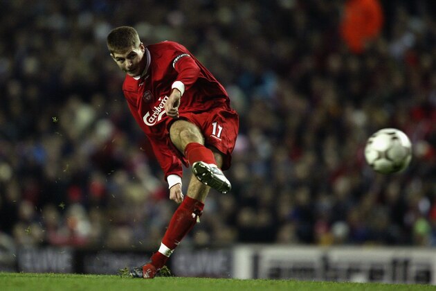 LIVERPOOL - NOVEMBER 27:  Steven Gerrard of Liverpool takes a free kick during the UEFA Cup second round, second leg match between Liverpool and Steaua Bucharest at Anfield in Liverpool, England.  Liverpool won the match 1-0.  (Photo by Clive Brunskill/Getty Images)