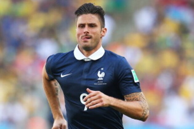 RIO DE JANEIRO, BRAZIL - JULY 04: Olivier Giroud of France runs on during the 2014 FIFA World Cup Brazil Quarter Final match between France and Germany at Maracana on July 4, 2014 in Rio de Janeiro, Brazil.  (Photo by Julian Finney/Getty Images)