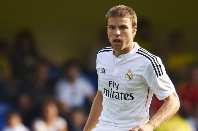 VILLARREAL, SPAIN - SEPTEMBER 27:  Asier Illarramendi of Real Madrid in action during the La Liga match between Villarreal CF and Real Madrid at El Madrigal on September 27, 2014 in Villarreal, Spain.  (Photo by Manuel Queimadelos Alonso/Getty Images)