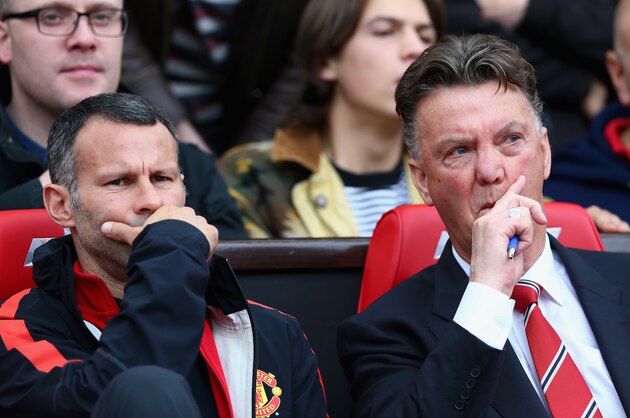 MANCHESTER, ENGLAND - OCTOBER 05: Manchester United Manager Louis van Gaal (R) chats to Assistant Ryan Giggs prior to the Barclays Premier League match between Manchester United and Everton at Old Trafford on October 5, 2014 in Manchester, England. (Photo by Clive Brunskill/Getty Images) MANCHESTER, ENGLAND - OCTOBER 05: Manchester United Manager Louis van Gaal (R) chats to Assistant Ryan Giggs prior to the Barclays Premier League match between Manchester United and Everton at Old Trafford on October 5, 2014 in Manchester, England. (Photo by Clive Brunskill/Getty Images)