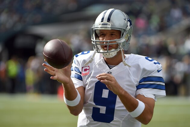 SEATTLE, WA - OCTOBER 12:  quarterback Tony Romo #9 of the Dallas Cowboys warms up before the game aagainst the Seattle Seahawks at CenturyLink Field on October 12, 2014 in Seattle, Washington.  (Photo by Steve Dykes/Getty Images)